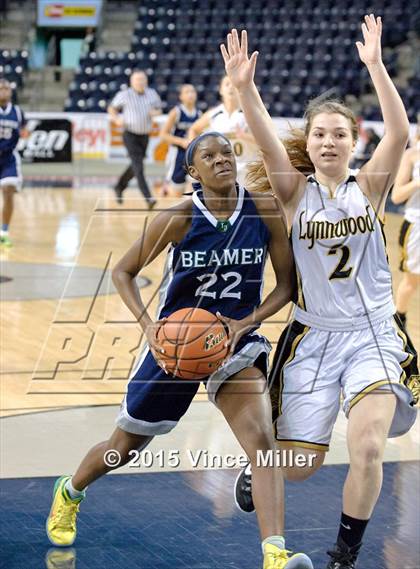 Thumbnail 1 in Lynnwood vs. Beamer photogallery.