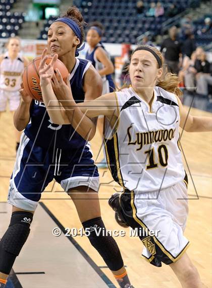 Thumbnail 1 in Lynnwood vs. Beamer photogallery.