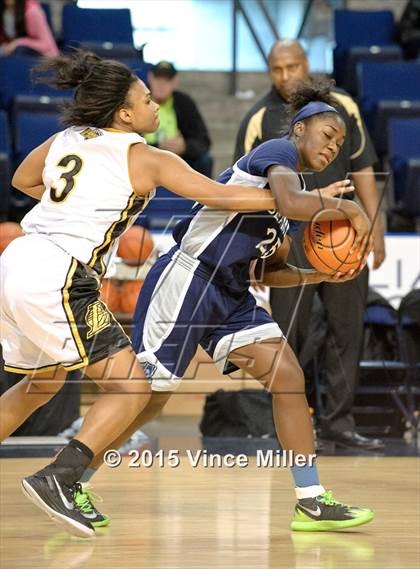 Thumbnail 3 in Lynnwood vs. Beamer photogallery.