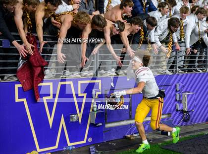 Thumbnail 1 in O'Dea @ Bellevue (WIAA 3A Final) photogallery.