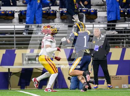 Thumbnail 1 in O'Dea @ Bellevue (WIAA 3A Final) photogallery.