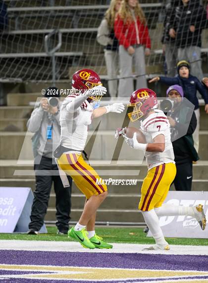 Thumbnail 1 in O'Dea @ Bellevue (WIAA 3A Final) photogallery.