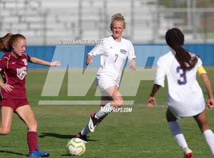 Thumbnail 2 in Chatfield vs. Arvada West photogallery.