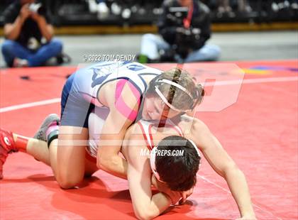 Thumbnail 3 in UIL State Championships - 6A 126lb Final photogallery.