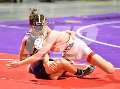 Thumbnail 3 in UIL State Championships - 6A 126lb Final photogallery.