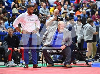Thumbnail 1 in UIL State Championships - 6A 126lb Final photogallery.