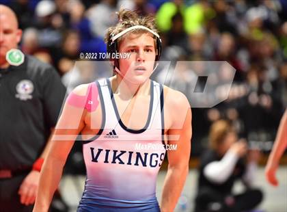 Thumbnail 2 in UIL State Championships - 6A 126lb Final photogallery.