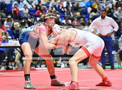 Thumbnail 2 in UIL State Championships - 6A 126lb Final photogallery.