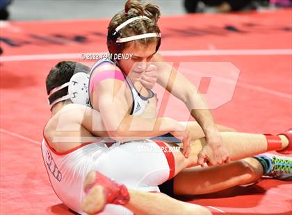 Thumbnail 3 in UIL State Championships - 6A 126lb Final photogallery.