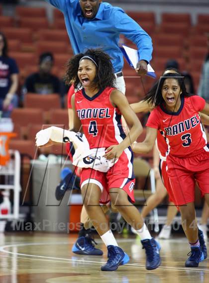 Thumbnail 1 in Duncanville vs. Manvel (UIL 5A Final) photogallery.