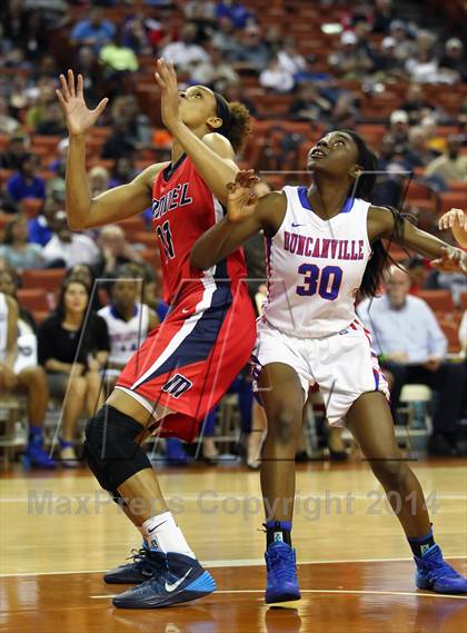 Thumbnail 3 in Duncanville vs. Manvel (UIL 5A Final) photogallery.