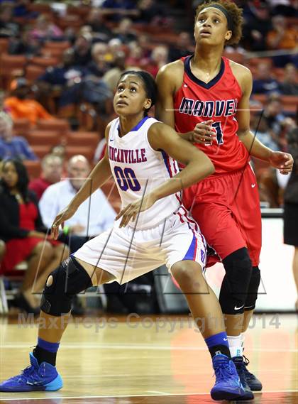 Thumbnail 1 in Duncanville vs. Manvel (UIL 5A Final) photogallery.