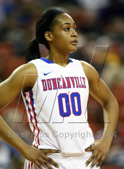 Thumbnail 2 in Duncanville vs. Manvel (UIL 5A Final) photogallery.