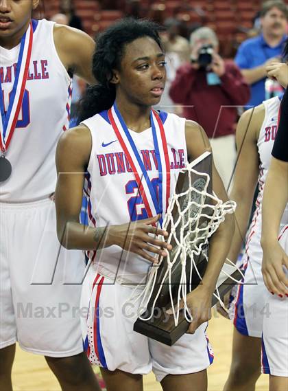 Thumbnail 3 in Duncanville vs. Manvel (UIL 5A Final) photogallery.