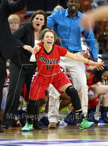 Thumbnail 3 in Duncanville vs. Manvel (UIL 5A Final) photogallery.