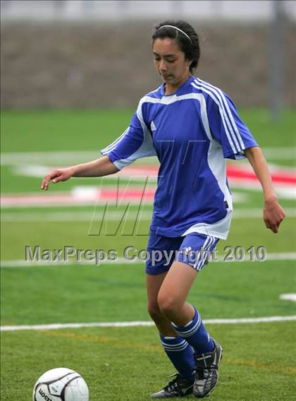 Thumbnail 2 in Forest Lake Christian vs. Le Grand (CIF SJS D6 Final) photogallery.