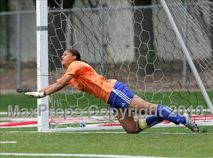 Thumbnail 3 in Forest Lake Christian vs. Le Grand (CIF SJS D6 Final) photogallery.