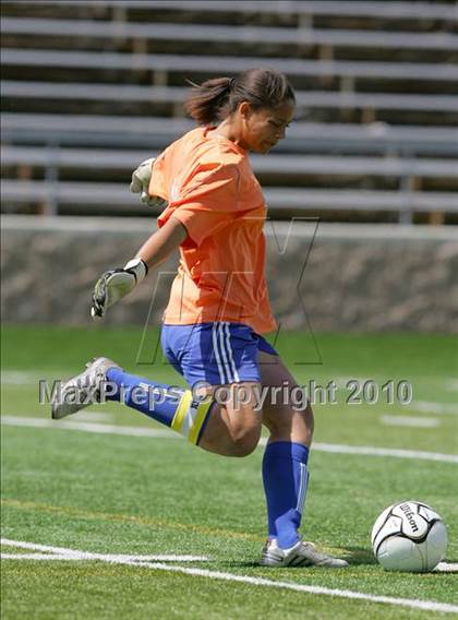 Thumbnail 3 in Forest Lake Christian vs. Le Grand (CIF SJS D6 Final) photogallery.