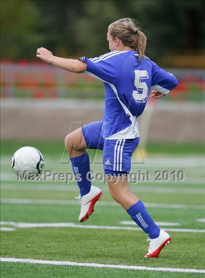 Thumbnail 2 in Forest Lake Christian vs. Le Grand (CIF SJS D6 Final) photogallery.