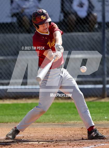 Thumbnail 2 in El Modena @ Villa Park photogallery.