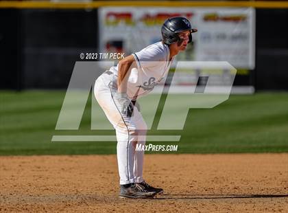 Thumbnail 2 in El Modena @ Villa Park photogallery.