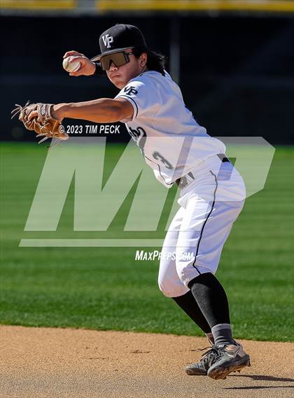 Thumbnail 2 in El Modena @ Villa Park photogallery.