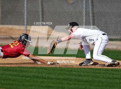 Thumbnail 2 in El Modena @ Villa Park photogallery.