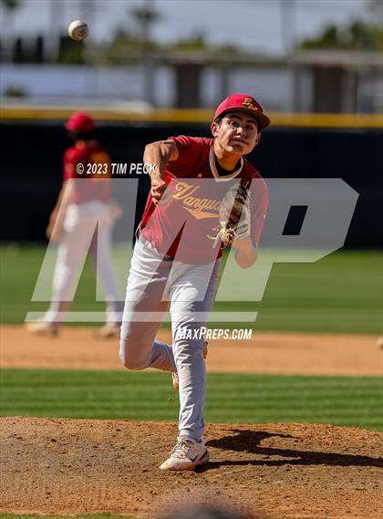 Thumbnail 2 in El Modena @ Villa Park photogallery.