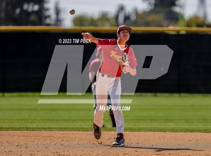 Thumbnail 2 in El Modena @ Villa Park photogallery.