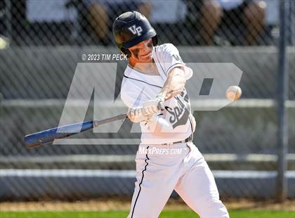 Thumbnail 2 in El Modena @ Villa Park photogallery.