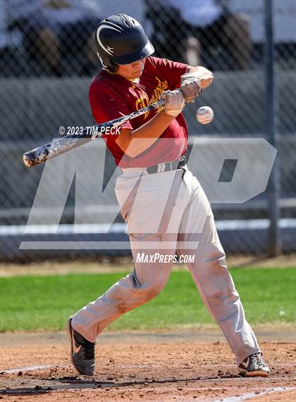 Thumbnail 1 in El Modena @ Villa Park photogallery.