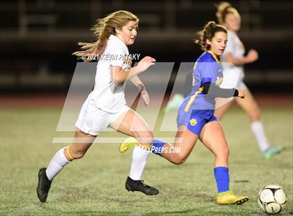 Thumbnail 3 in Granby Memorial vs. Mercy (CIAC Class M Semifinal) photogallery.