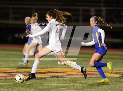 Thumbnail 1 in Granby Memorial vs. Mercy (CIAC Class M Semifinal) photogallery.