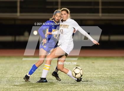 Thumbnail 2 in Granby Memorial vs. Mercy (CIAC Class M Semifinal) photogallery.