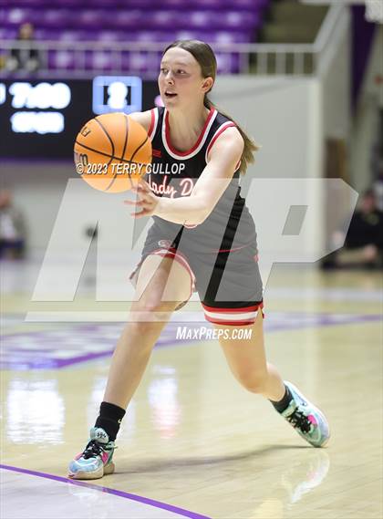 Thumbnail 1 in Springville vs. Spanish Fork (UHSAA 5A Semifinal) photogallery.
