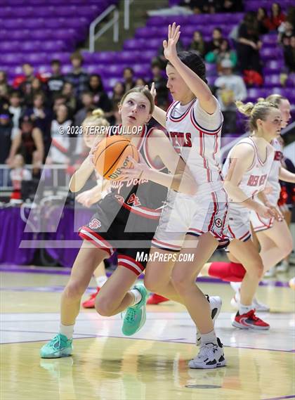Thumbnail 2 in Springville vs. Spanish Fork (UHSAA 5A Semifinal) photogallery.