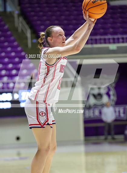 Thumbnail 3 in Springville vs. Spanish Fork (UHSAA 5A Semifinal) photogallery.