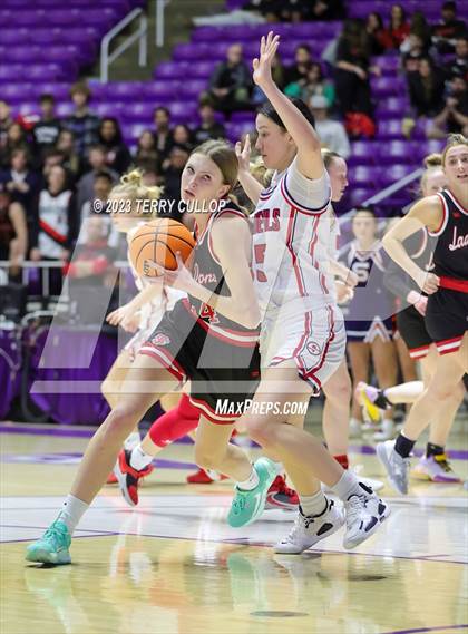 Thumbnail 3 in Springville vs. Spanish Fork (UHSAA 5A Semifinal) photogallery.