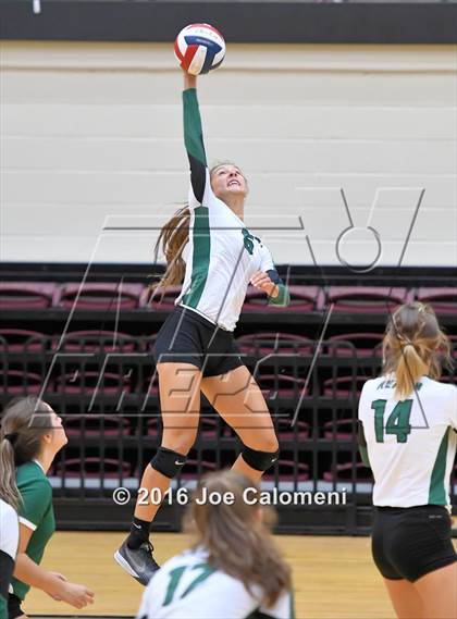 Thumbnail 1 in Reagan Vs Brandeis (NEISD Invitational) photogallery.