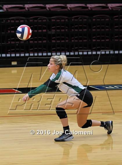 Thumbnail 1 in Reagan Vs Brandeis (NEISD Invitational) photogallery.