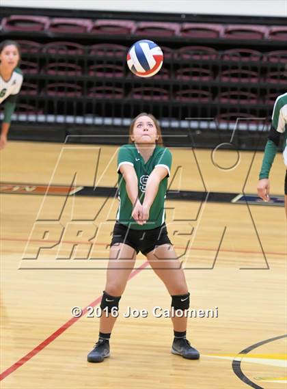 Thumbnail 3 in Reagan Vs Brandeis (NEISD Invitational) photogallery.