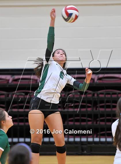 Thumbnail 1 in Reagan Vs Brandeis (NEISD Invitational) photogallery.
