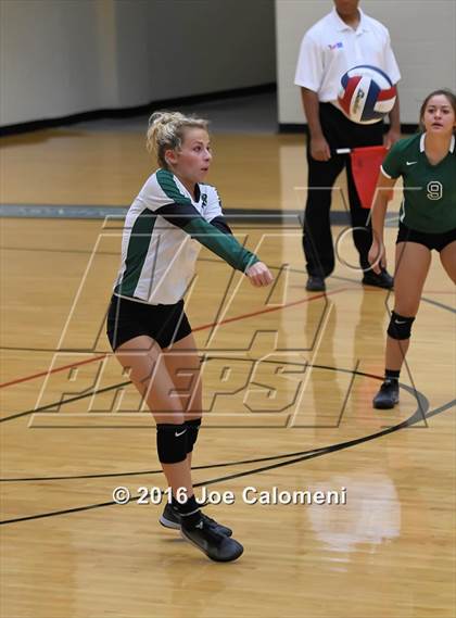 Thumbnail 2 in Reagan Vs Brandeis (NEISD Invitational) photogallery.