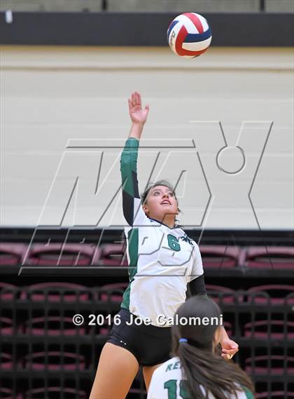 Thumbnail 3 in Reagan Vs Brandeis (NEISD Invitational) photogallery.