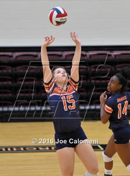 Thumbnail 2 in Reagan Vs Brandeis (NEISD Invitational) photogallery.