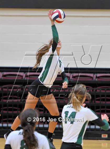 Thumbnail 2 in Reagan Vs Brandeis (NEISD Invitational) photogallery.