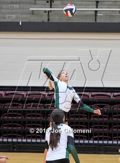 Thumbnail 2 in Reagan Vs Brandeis (NEISD Invitational) photogallery.