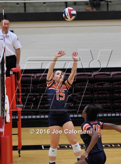 Thumbnail 1 in Reagan Vs Brandeis (NEISD Invitational) photogallery.