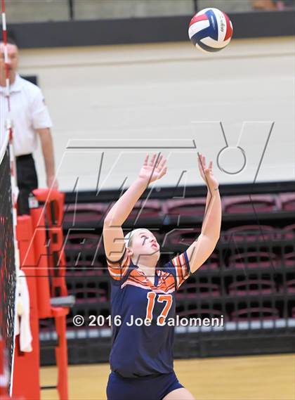 Thumbnail 3 in Reagan Vs Brandeis (NEISD Invitational) photogallery.
