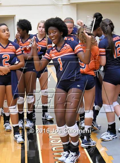 Thumbnail 2 in Reagan Vs Brandeis (NEISD Invitational) photogallery.